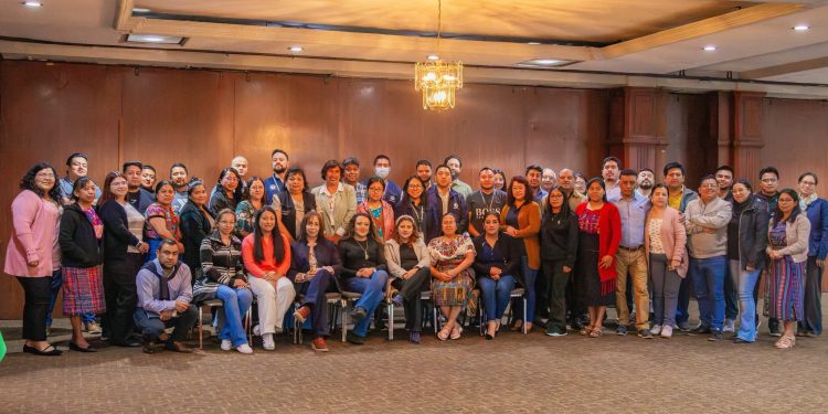Servicios de salud de Quetzaltenango avanzan con sistema de información para la atención de VIH e ITS