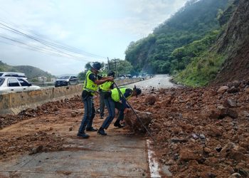Más de 120 emergencias en carreteras son atendidas durante la temporada de lluvias