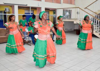 Disfrutan de una jornada llena de arte y tradición en Guayacán