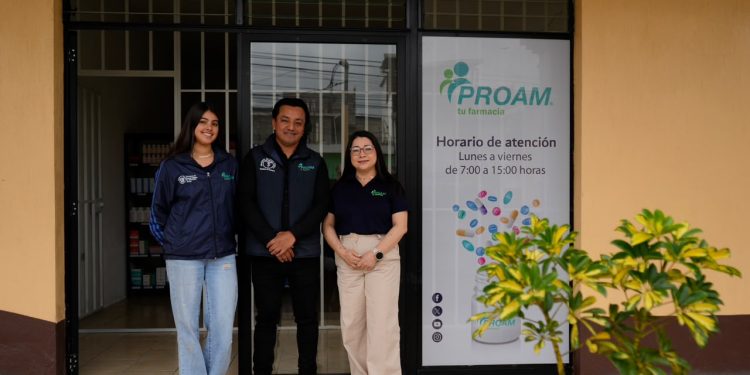 Gran Farmacia PROAM abre sus puertas para atender a la población de San Lucas Sacatepéquez