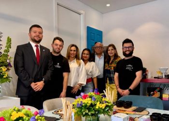 Embajada de Guatemala promueve café y textiles en Colombia