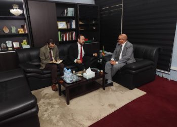 Embajador de Guatemala se reúne con su homólogo de Mauritania en Marruecos