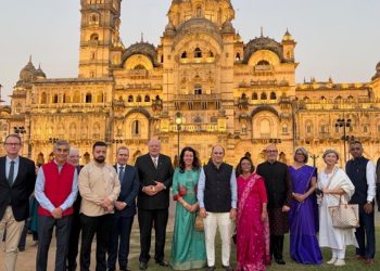Guatemala participa en evento de intercambio cultural en Gujarat, India