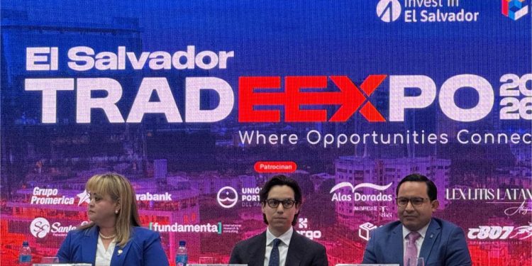 Guatemala fortalece vínculos comerciales durante El Salvador TradeExpo 2026
