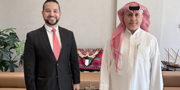 Embajadores de Guatemala y Kuwait se reúnen en Emiratos Árabes Unidos para abordar la relación bilateral