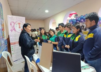Feria ExpoCAP en San Pedro Carchá acercó información para el cuidado de la salud a 250 asistentes