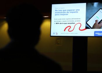 SESAN y MIDES presentan aplicación móvil para verificar las intervenciones de Mano a Mano en los hogares