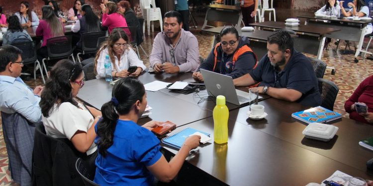 SEGEPLAN socializa enfoques de equidad, gestión de riesgo y adaptación al cambio climático para los lineamientos de planificación 2028-2032