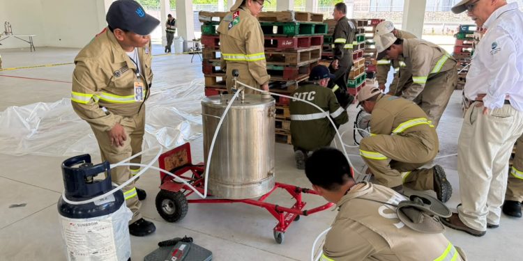 Taller práctico prepara a profesionales para certificarse en fumigación cuarentenaria