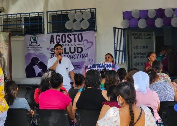 Jornada integral promueve la salud y prevención del cáncer en mujeres de Petén