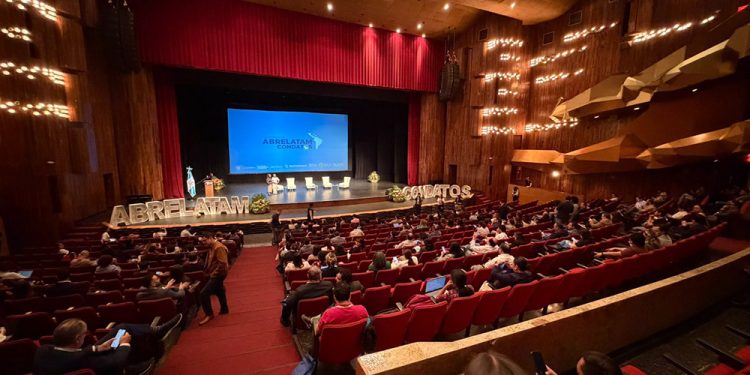 Viceministra de Tecnología participa en encuentro regional para impulsar la apertura de datos públicos