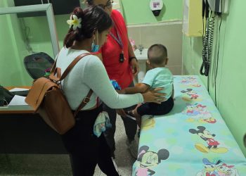Clínica de Pie Equino Varo acerca atención especializada a la niñez de Puerto Barrios