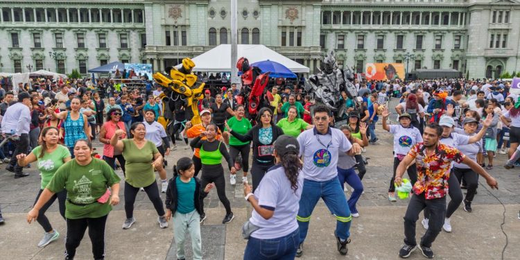 “Tardes Noches del Vivir Bien” llegará a Puerto Barrios