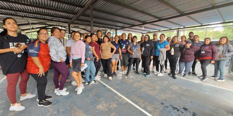 Campos del Roosevelt impartió clases gratuitas de Súper Resistencia