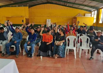 Pueblos Maya y Xinka avanzan en la penúltima jornada de elecciones ante los CODEDE