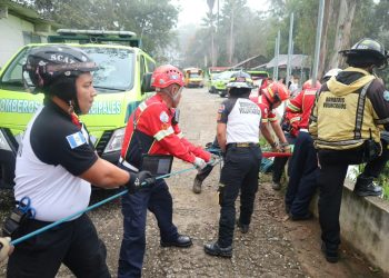 Sistema CONRED desarrolla acciones de respuesta ante emergencia en zona 7 capitalina