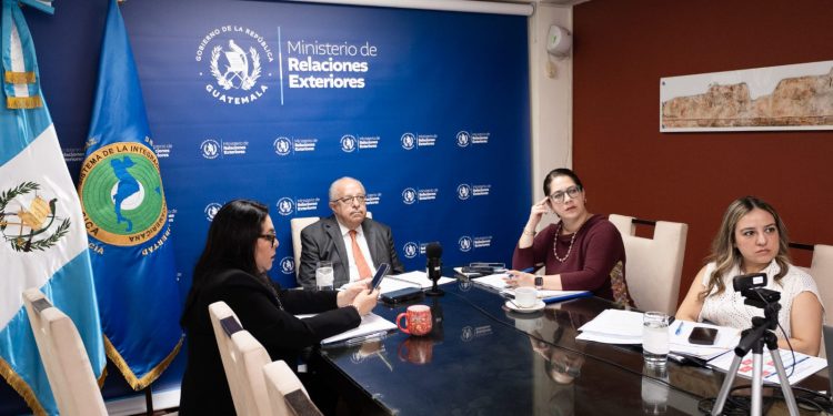 Canciller Martínez Alvarado participa en Reunión Extraordinaria del Consejo de Ministros de Relaciones Exteriores del SICA