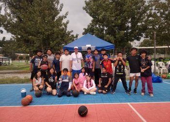 Academia de Baloncesto celebró torneo de tiros de tres puntos en Campos del Roosevelt