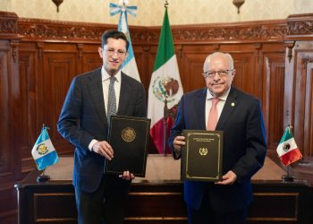 Guatemala y México fortalecen su cooperación en bienestar, desarrollo compartido y seguridad