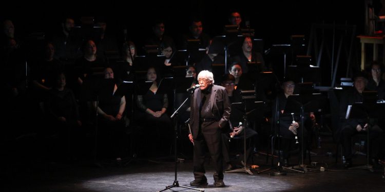 La Gran Sala Efraín Recinos albergó el estreno de La tumba del Gran Lengua
