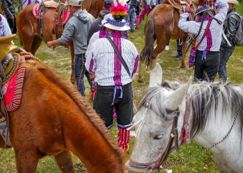Servicios de salud estarán disponibles durante la tradicional corrida de caballos en Todos Santos Cuchumatán