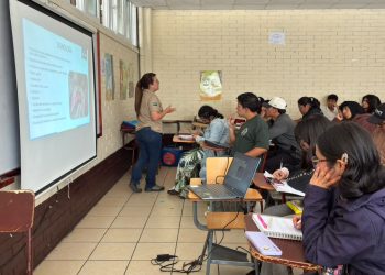 Estudiantes de veterinaria aprenden a detectar de forma temprana el Gusano Barrenador