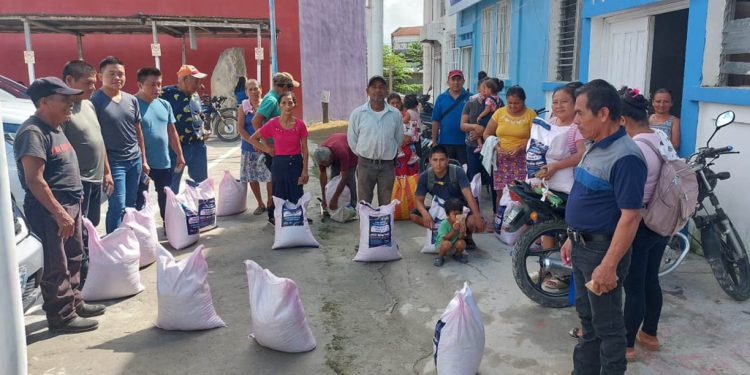 *Entregan semillas de maíz y ayote para fortalecer la producción familiar de alimentos*