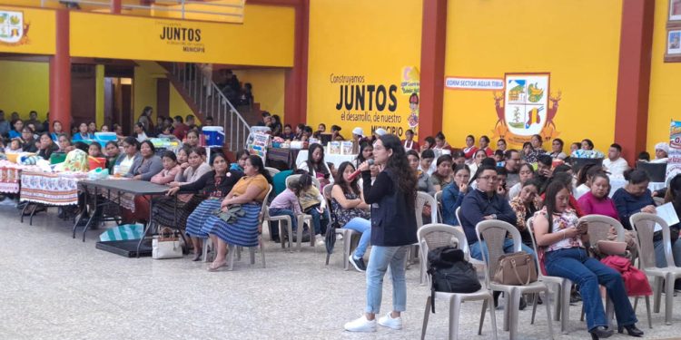 San Cristóbal Cucho fomenta el consumo de alimentos locales y nutritivos