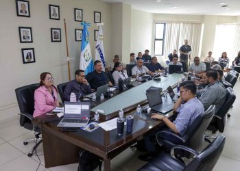 DGAC fortalece la capacitación de inspectores para reforzar la seguridad aérea en Guatemala