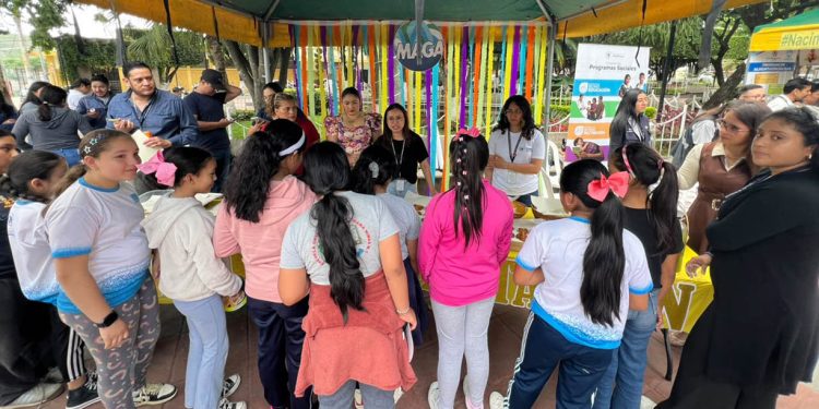 Promueven la alimentación saludable en Jalapa